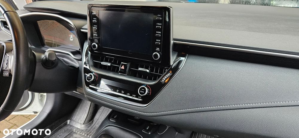 Toyota Corolla 1.8 Hybrid Comfort - 19