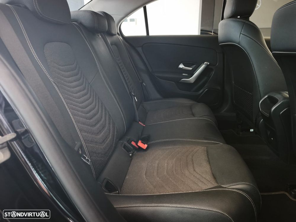 Mercedes-Benz A 200 Limousine Progressive Aut. - 17