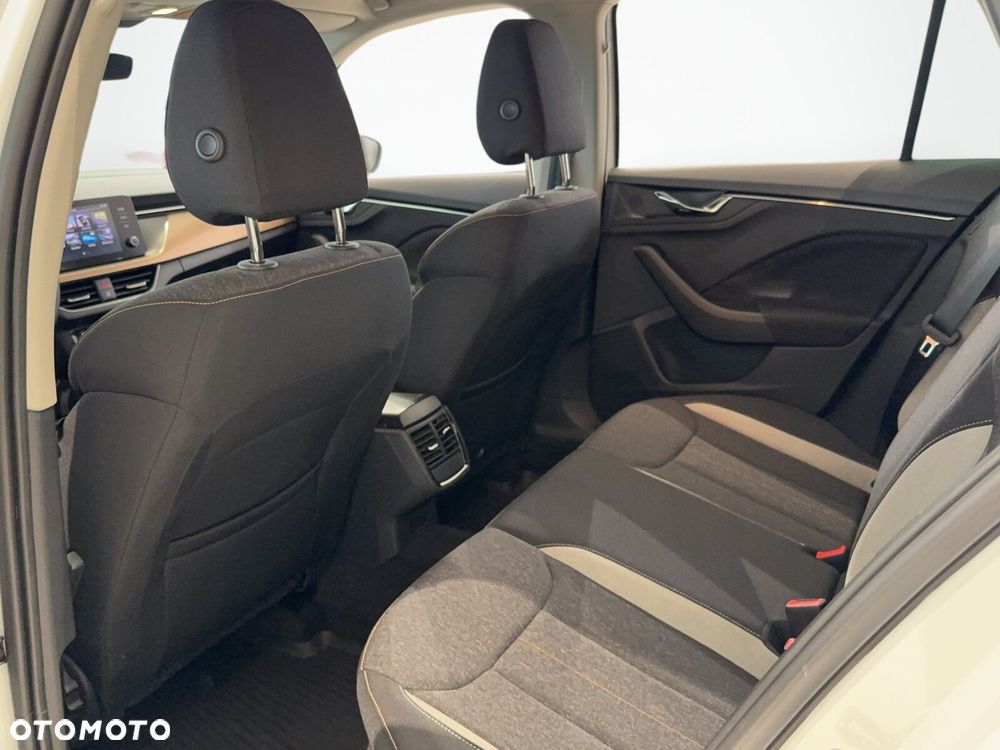 Skoda Kamiq 1.0 TSI Style DSG - 15