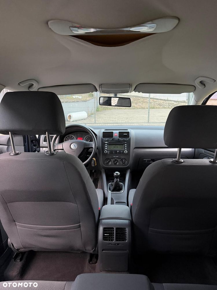 Volkswagen Golf - 12