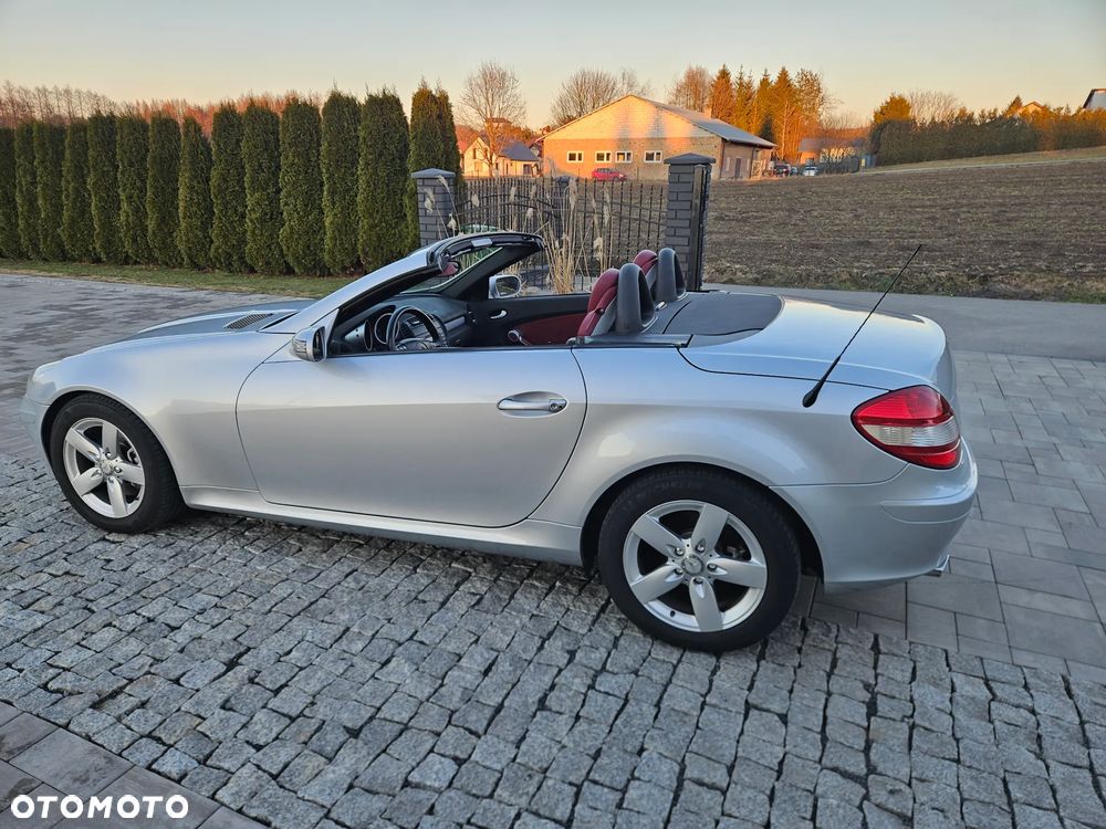 Mercedes-Benz SLK 300 Sport Edition - 14