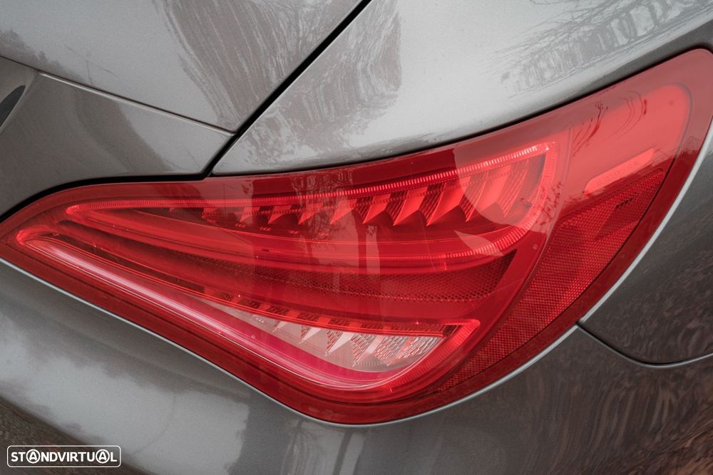 Mercedes-Benz CLA 200 Shooting Brake d Urban - 16