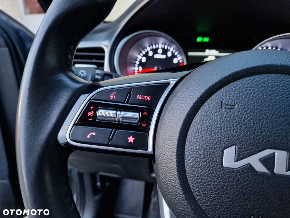 Kia XCeed 1.5 T-GDI M - 23