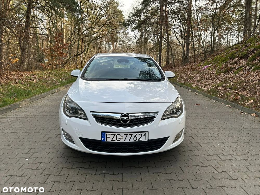 Opel Astra 1.6 Edition 111 Jahre - 2