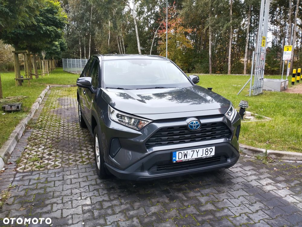Toyota RAV4 - 1