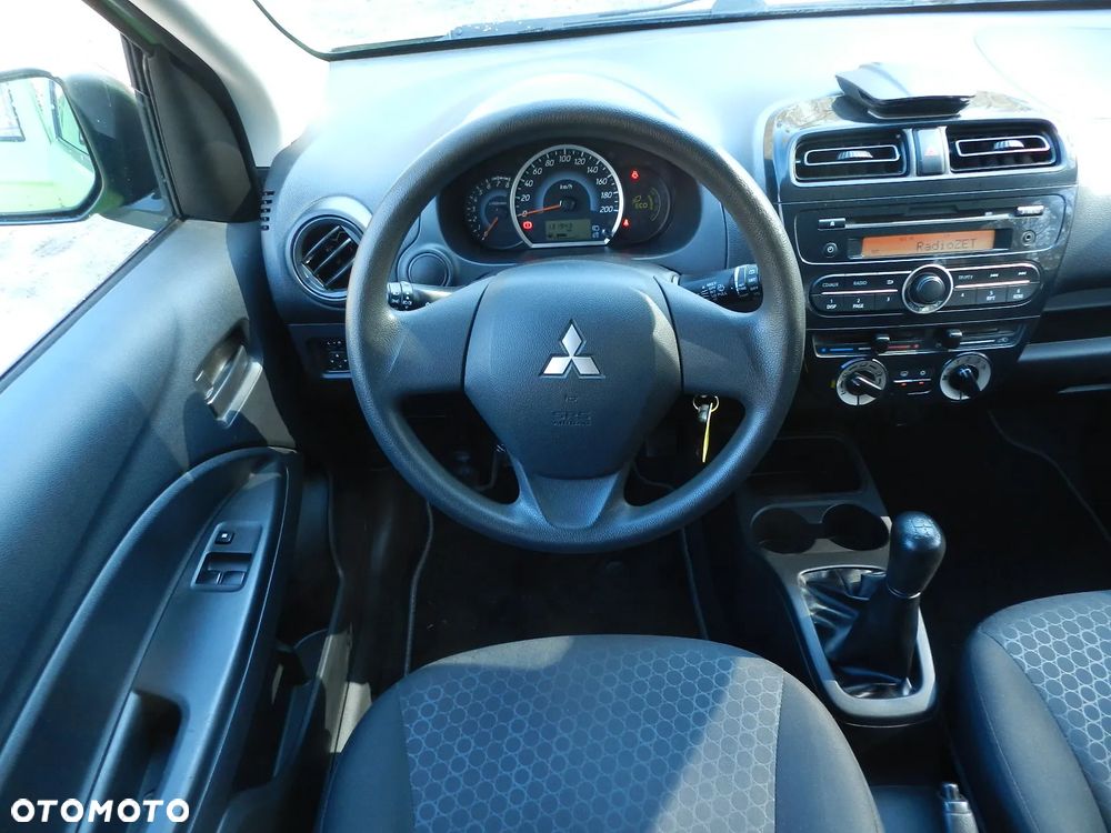 Mitsubishi Space Star - 7