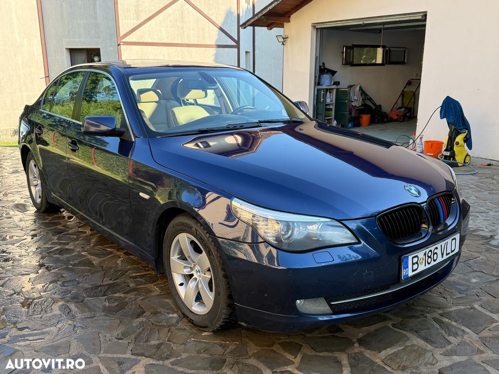 BMW Seria 5 520d Aut. Edition Exclusive - 2