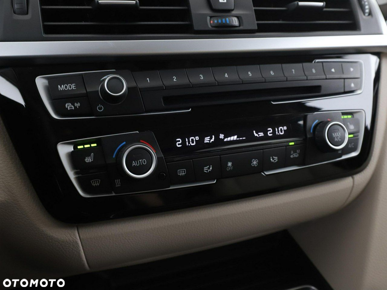 BMW Seria 3 330e Sport Line - 29