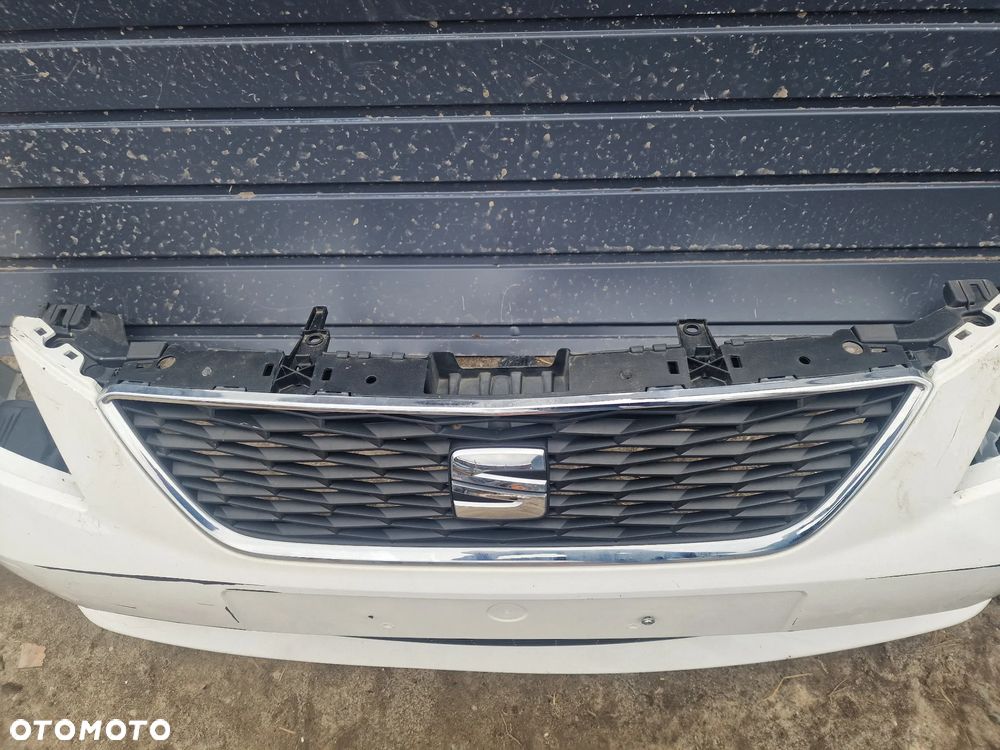 37/ zderzak przedni seat leon III - 3