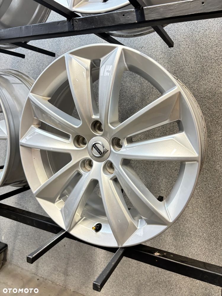 4 Felgi Alu. Volvo S60, V60, V70, 17", 31471309, K3 B400CC - 30