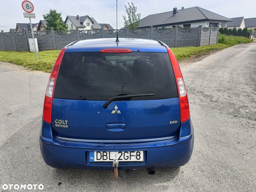 Mitsubishi Colt - 6