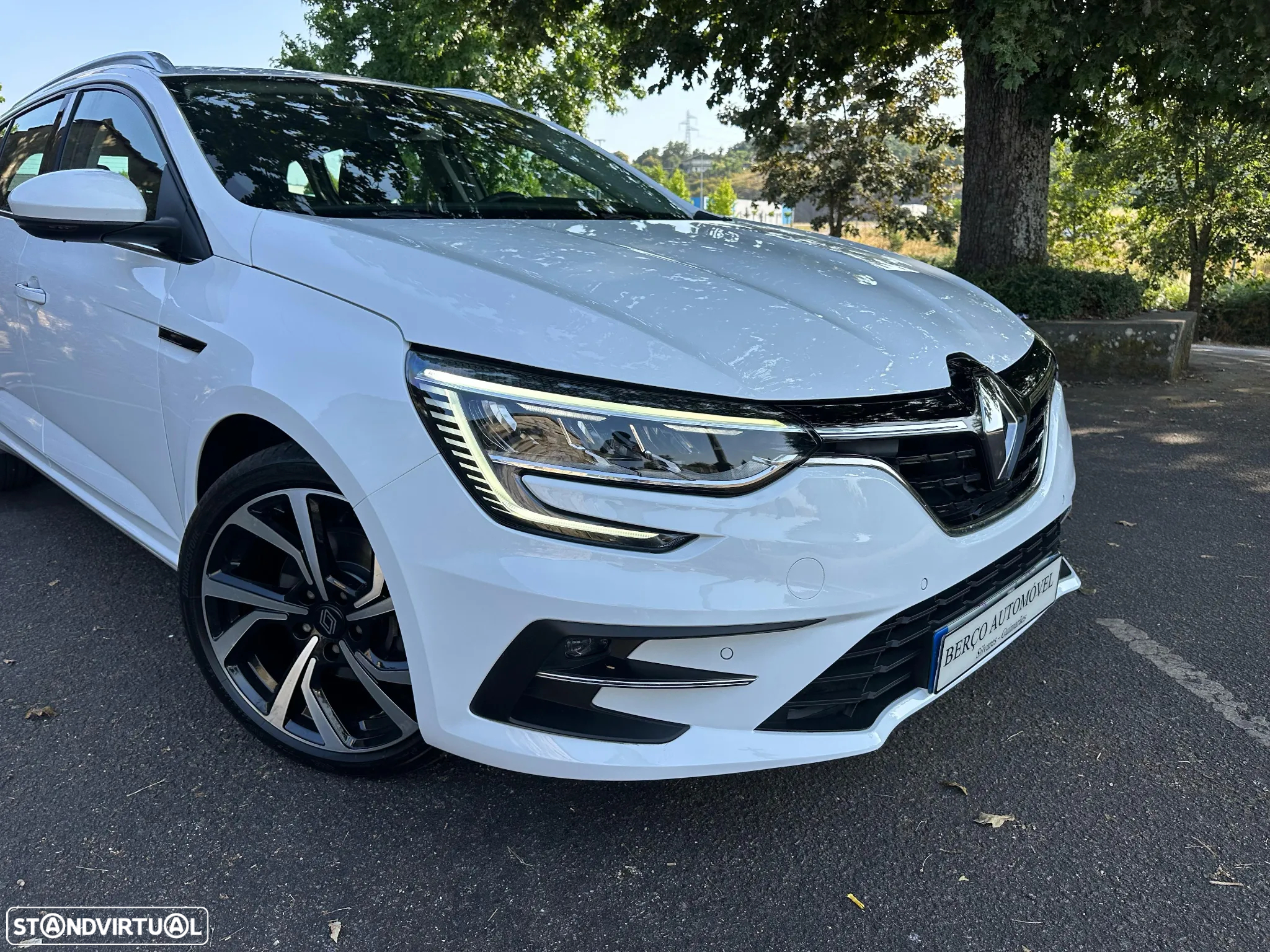 Renault Mégane Sport Tourer 1.6 E-Tech Plug-In E-Tech Hybrid Engineered - 2