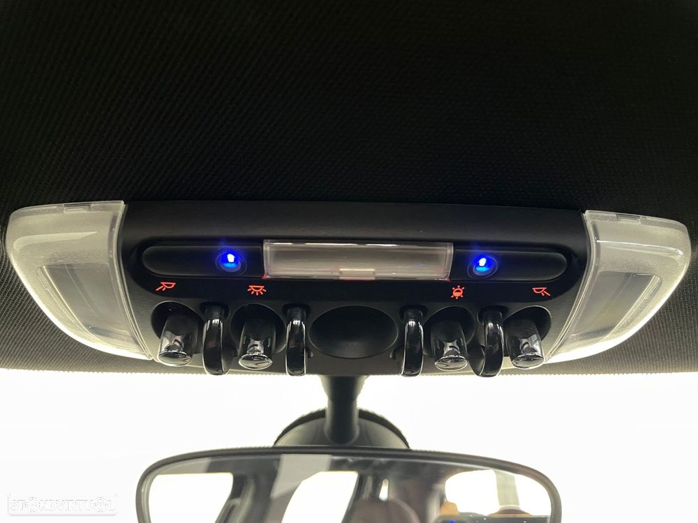 MINI 5 Portas Cooper D Aut. Seven - 51