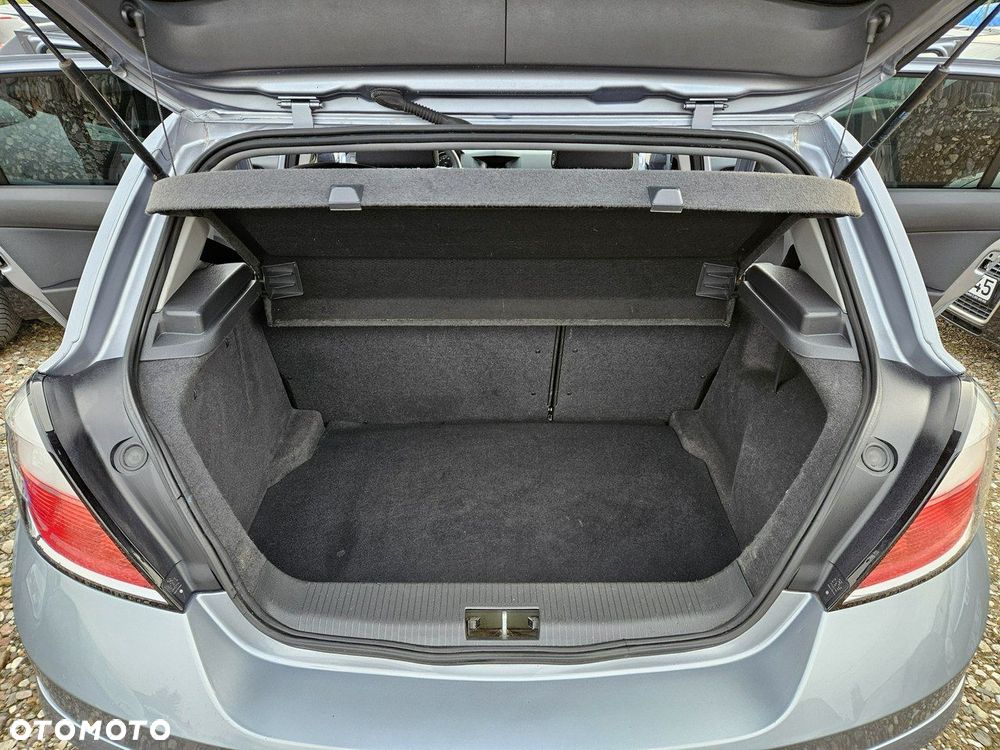 Opel Astra - 17