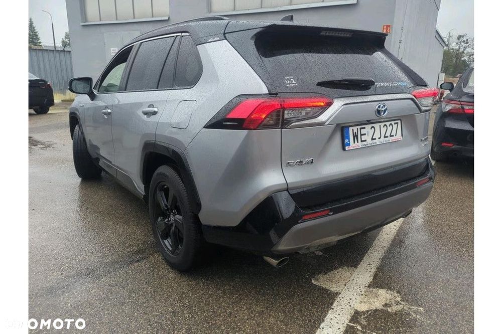 Toyota RAV4 - 2