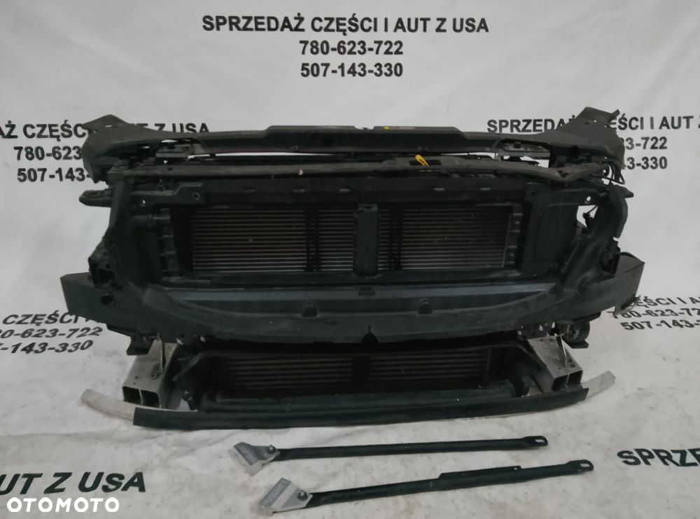 Pas przedni Chłodnice wentylator Belka Volvo S60 III T5 USA - 2