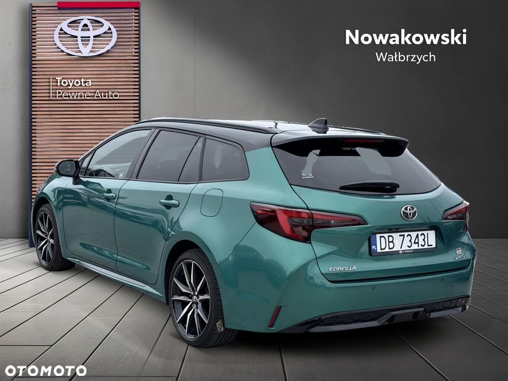 Toyota Corolla 2.0 Hybrid GR Sport Dynamic - 5