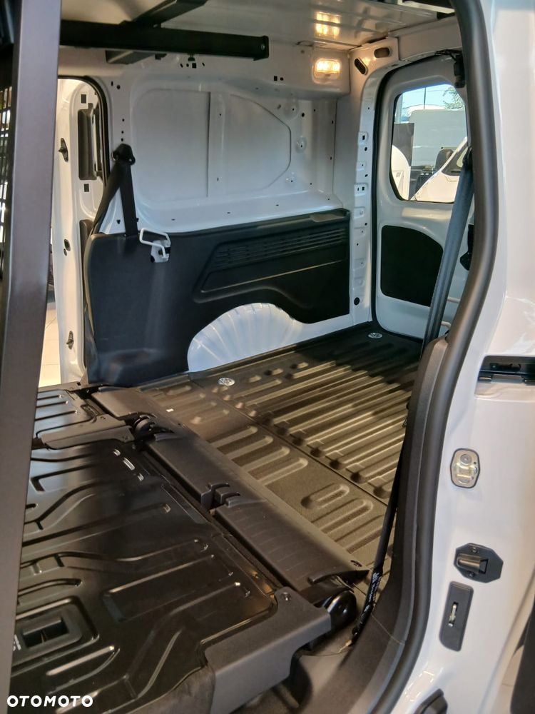 Toyota Proace City Brygadowy - 24