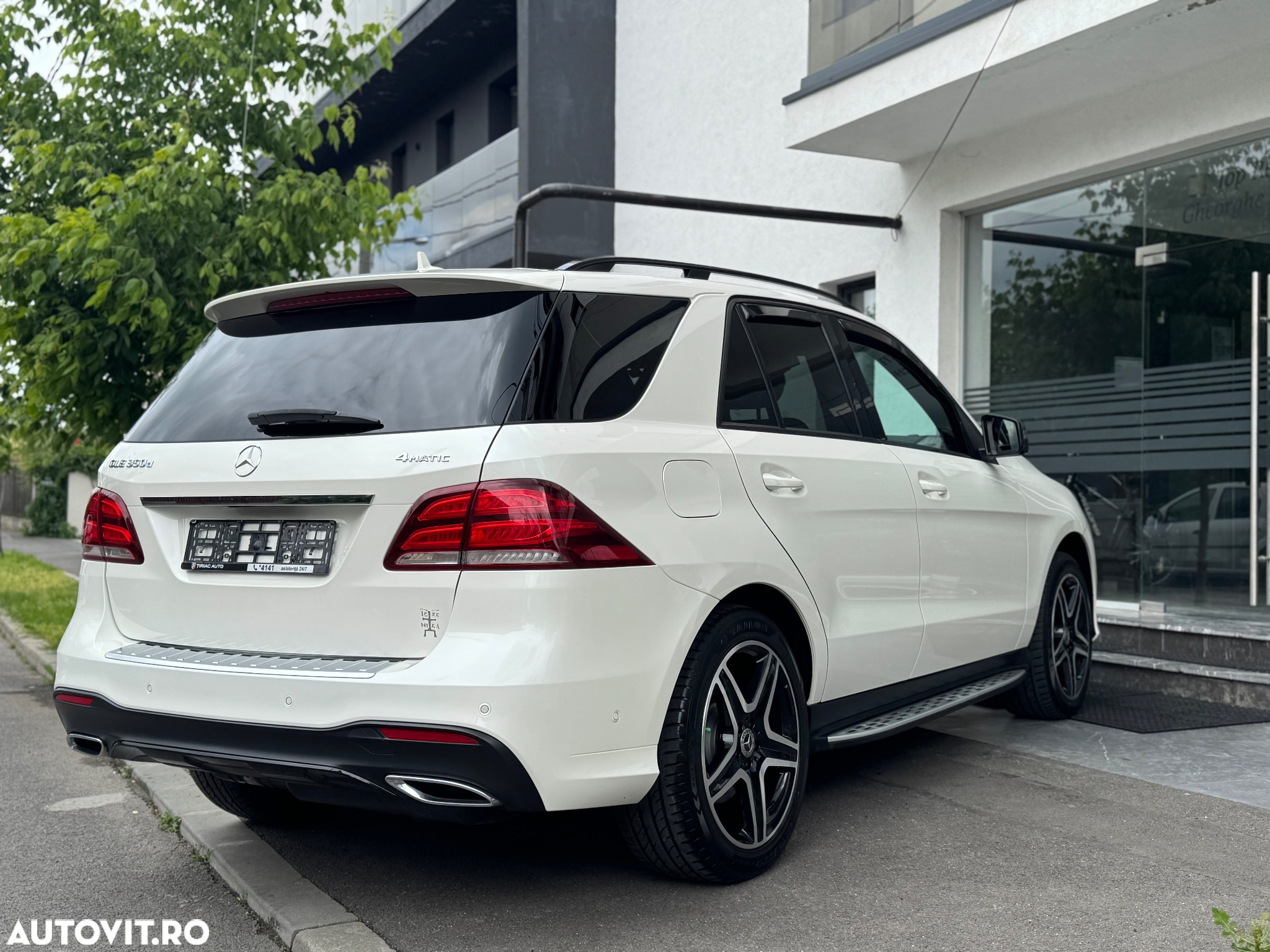 Mercedes-Benz GLE 350 d 4MATIC - 4