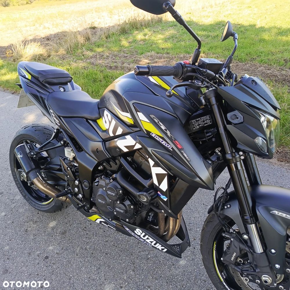 Suzuki GSX - 1