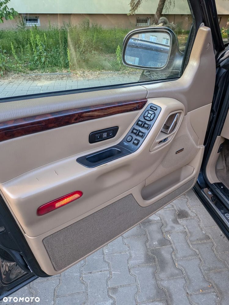 Jeep Grand Cherokee 4.7 Limited - 8