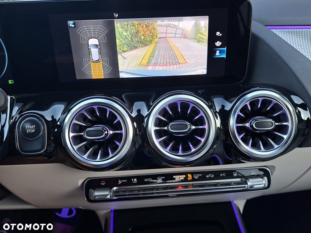 Mercedes-Benz EQA 250+ Electric Art - 24