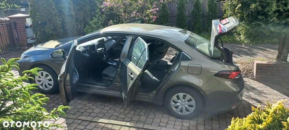 Toyota Corolla 1.8 Hybrid Comfort - 14