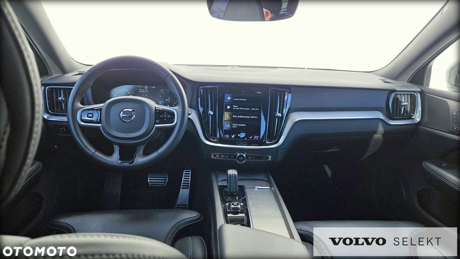 Volvo V60 B3 B R-Design - 14