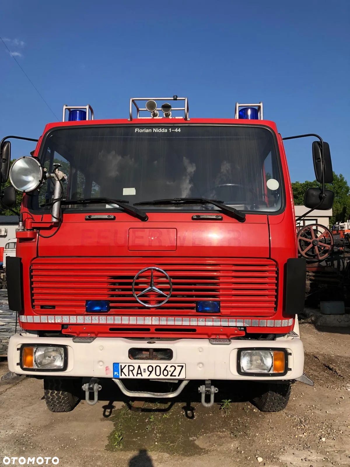 Mercedes-Benz - 5