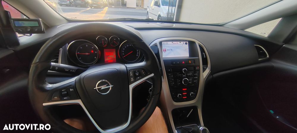 Opel Astra 1.7 CDTI DPF - 2