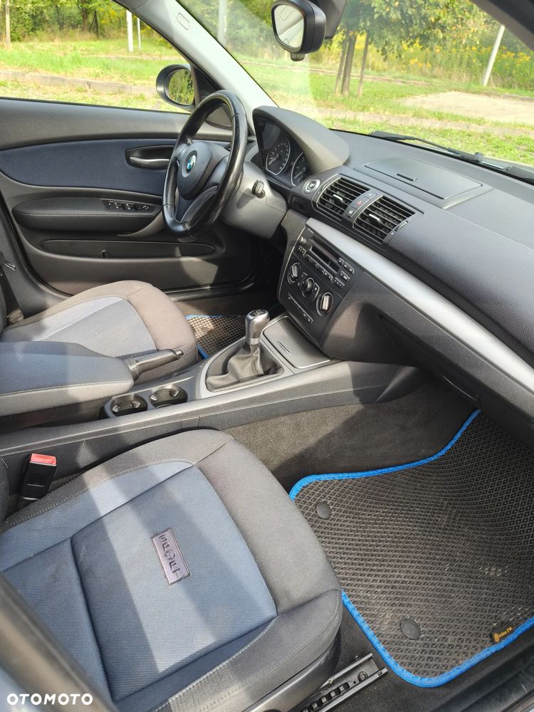 BMW Seria 1 - 18
