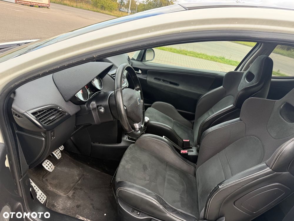 Peugeot 207 1.6 Turbo Sport - 11