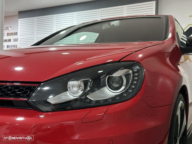 VW Golf 2.0 GTI DSG adidas - 9