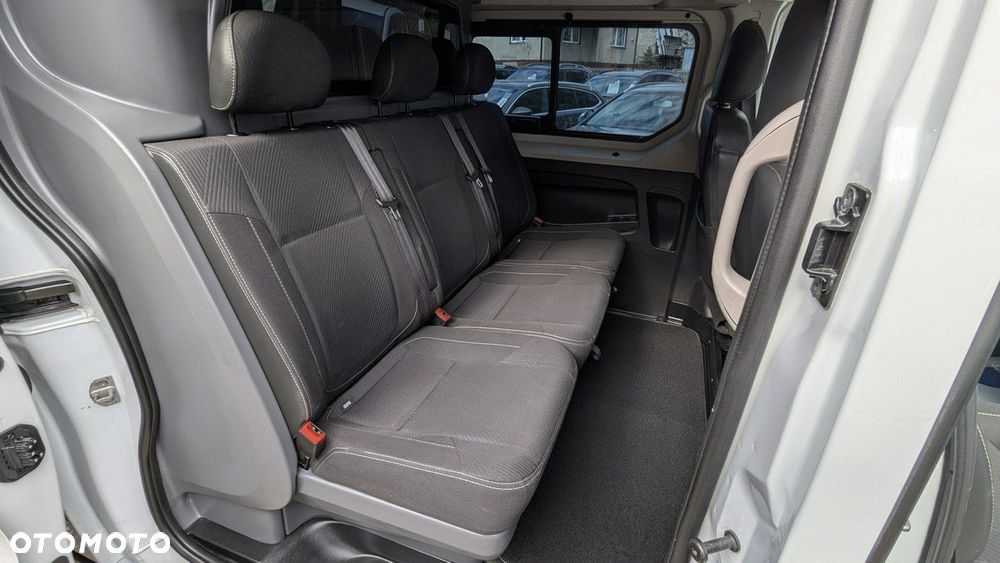 Renault Trafic - 17