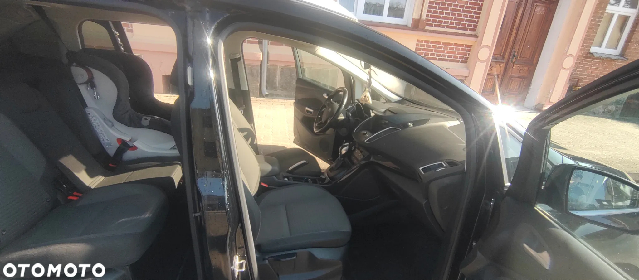 Ford Grand C-MAX - 18