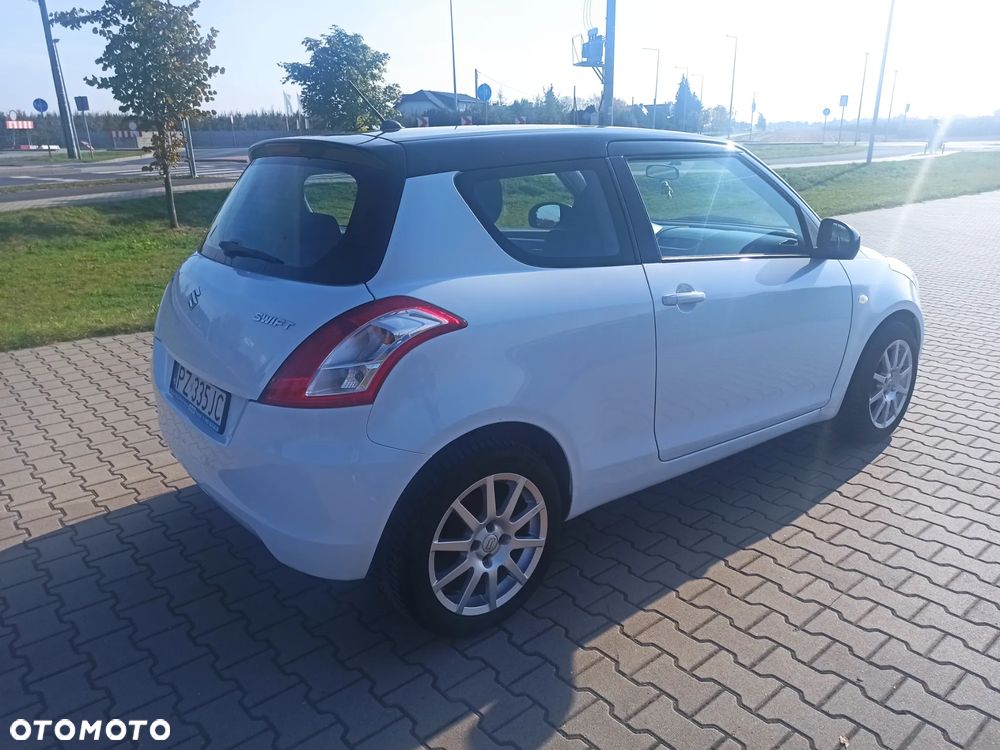 Suzuki Swift - 8