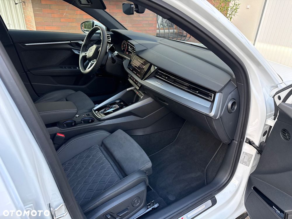 Audi A3 Sportback - 33