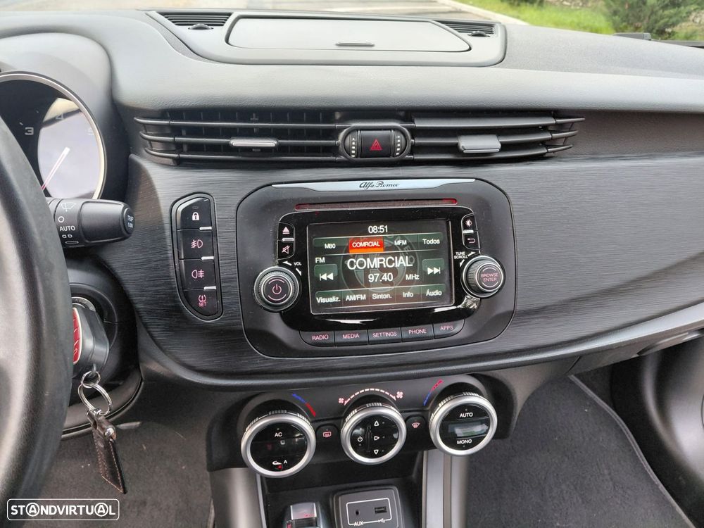 Alfa Romeo Giulietta 1.6 JTDm Super - 14