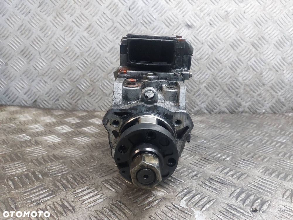 POMPA WTRYSKOWA SAAB 9-3 II 2.2 TID 0470504211 ID: 236566 - 2
