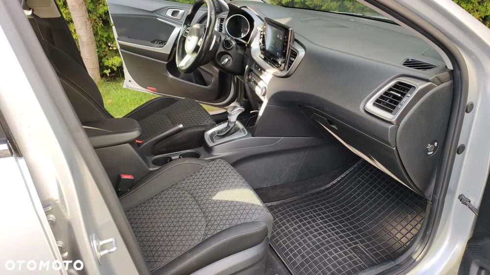 Kia Ceed 1.6 CRDi SCR M DCT - 7