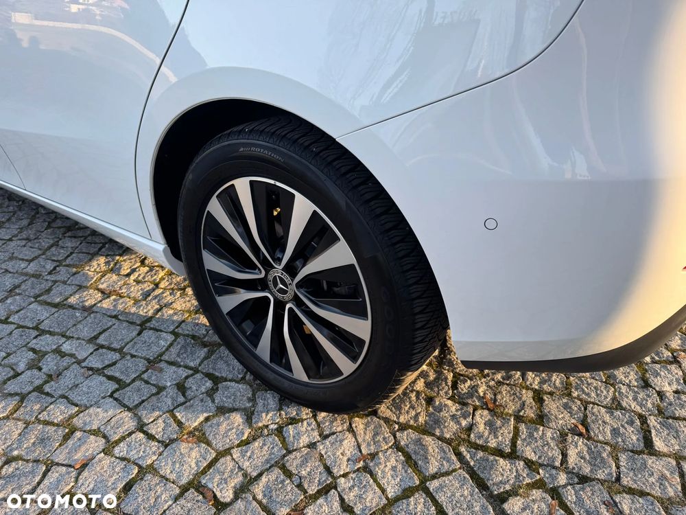 Mercedes-Benz Klasa B 200 d 8G-DCT Edition 2021 - 29