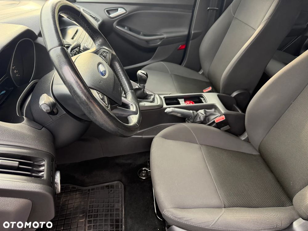 Ford Focus - 7