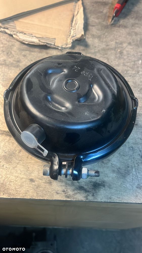 Siłownik wspomagania pompy hamulca Knorr Bremse EF624D - 1