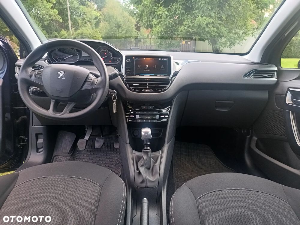 Peugeot 208 BlueHDi 100 Active - 11