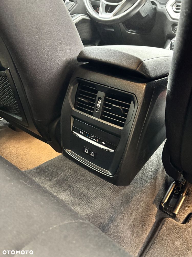 BMW Seria 3 320d Advantage - 11