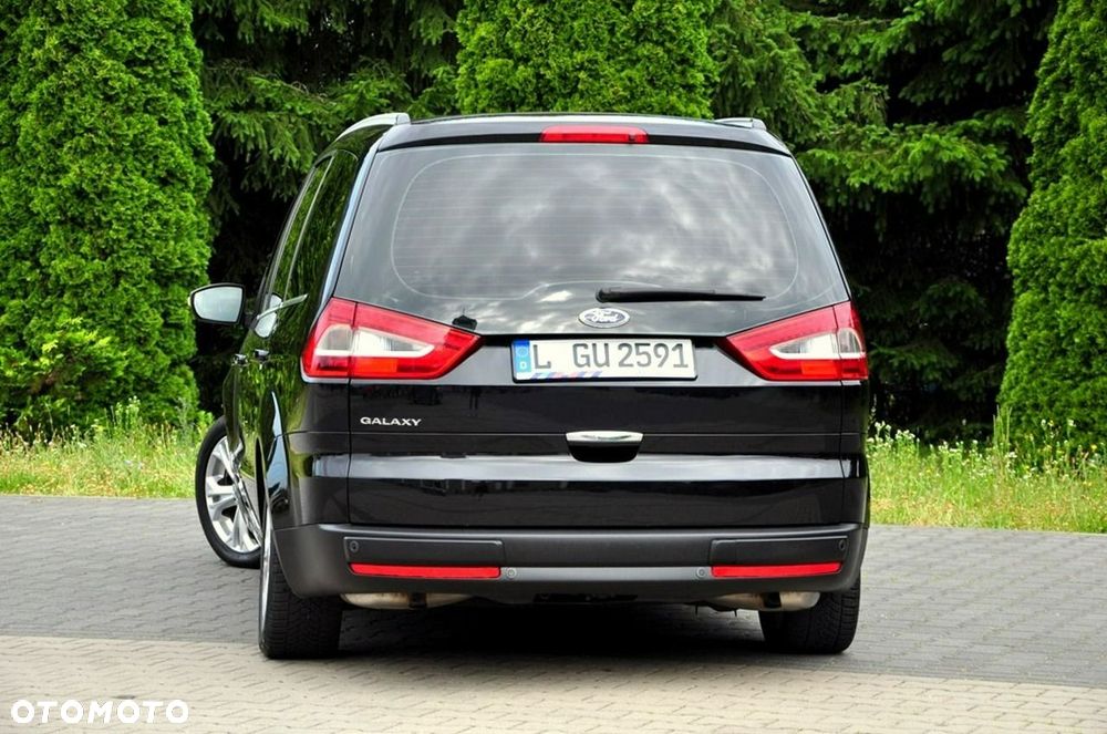 Ford Galaxy - 16