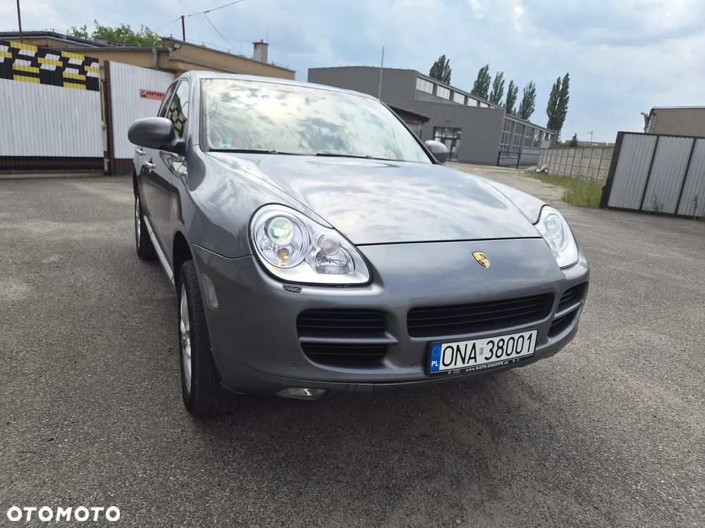 Porsche Cayenne - 11