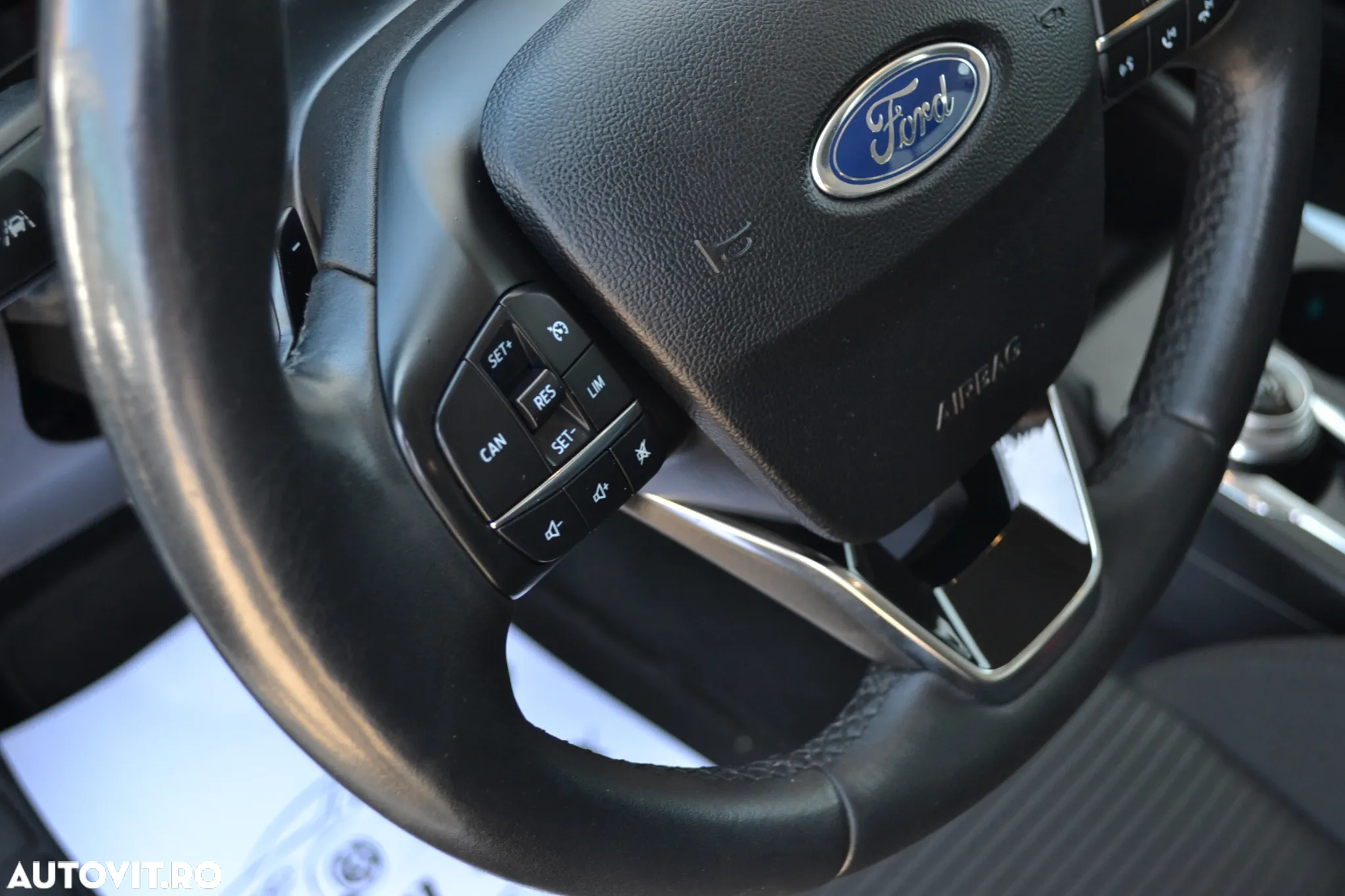 Ford Focus 1.5 EcoBlue Start-Stopp-System Aut. TITANIUM - 10