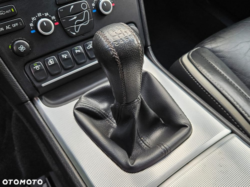 Volvo XC 90 - 23