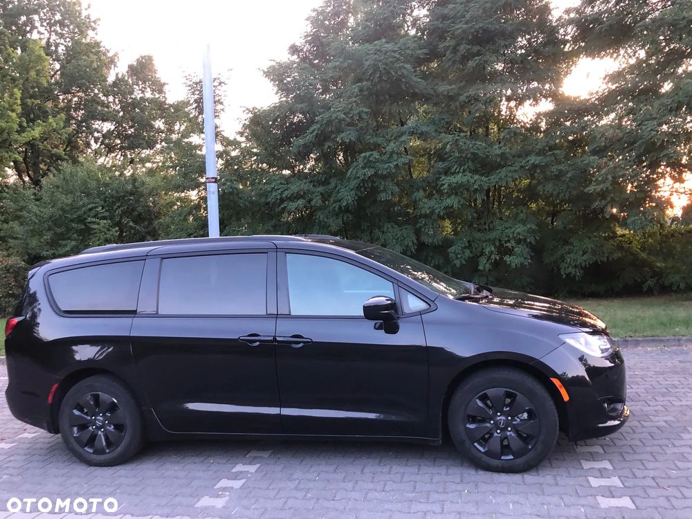 Chrysler Pacifica - 7